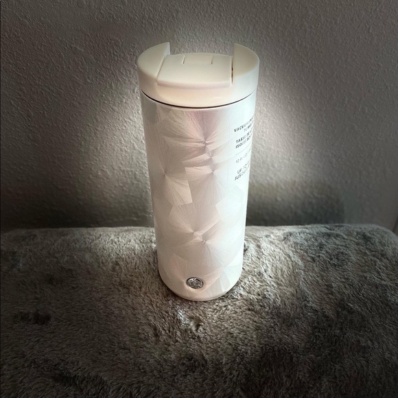 Starbucks 2021 Limited Edition Polar White Stainless-Steel Tumbler 12 Ounce New - Picture 2 of 2